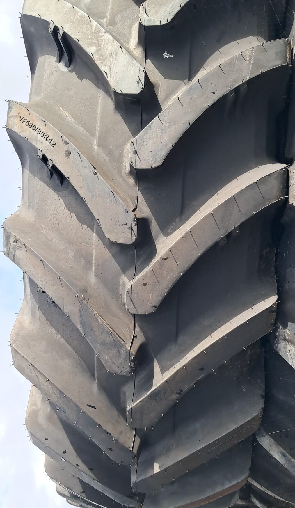 Ascenso VF 580/85R42 183D VDR900 R1-W TL