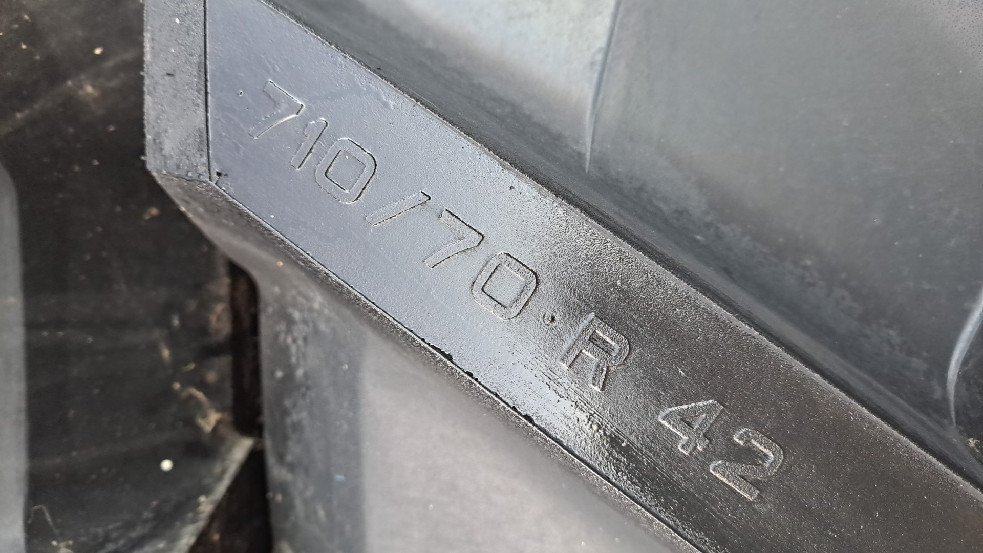 Trelleborg 710/70R42(2) TL 173D 170E TM900 HP
AFM. - Billede 2