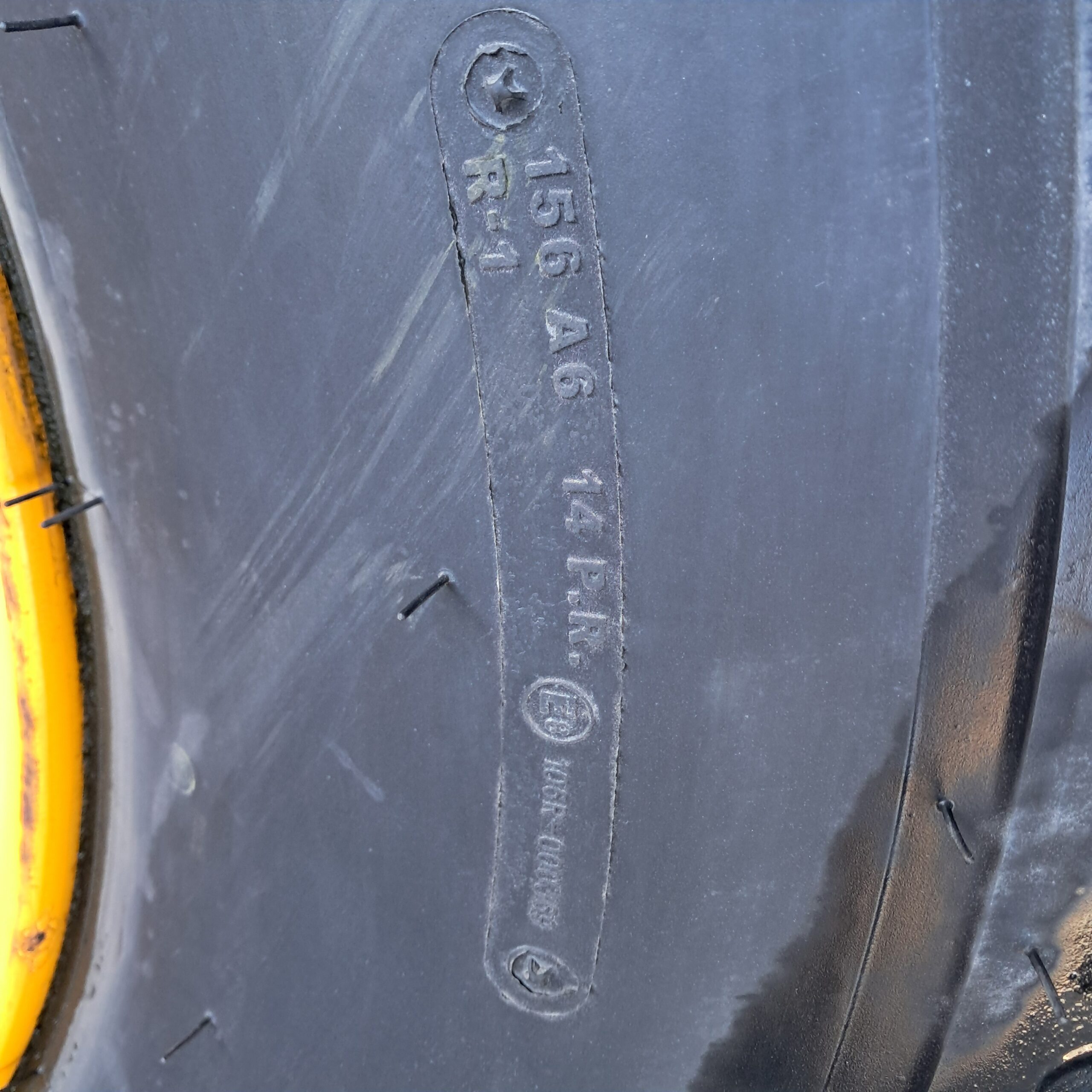 23.1-26 Petlas PD65 156A6 30mm H224(4)
Brugt/20DW26 12/371/425 ET-35/JCB - Billede 2