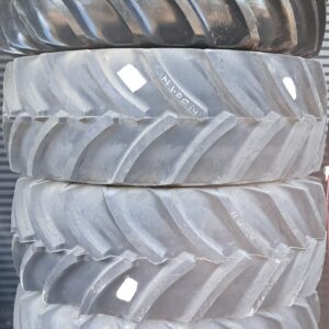 710/60R46 Goodyear LSW 178A8 H600(4)
25DW46 12/351/400 ø27k ET0 15mm 9006