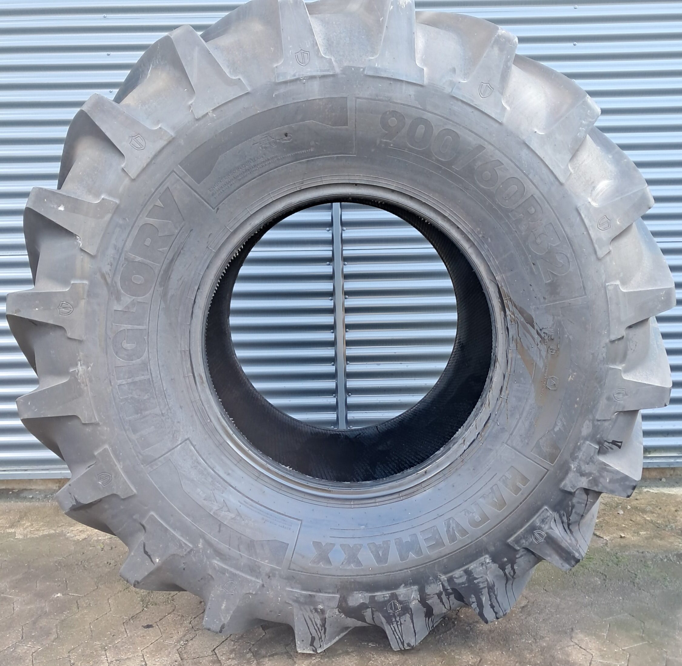 Uniglory 900/60R32 181D/184A8 HarveMaxx TL - Billede 2