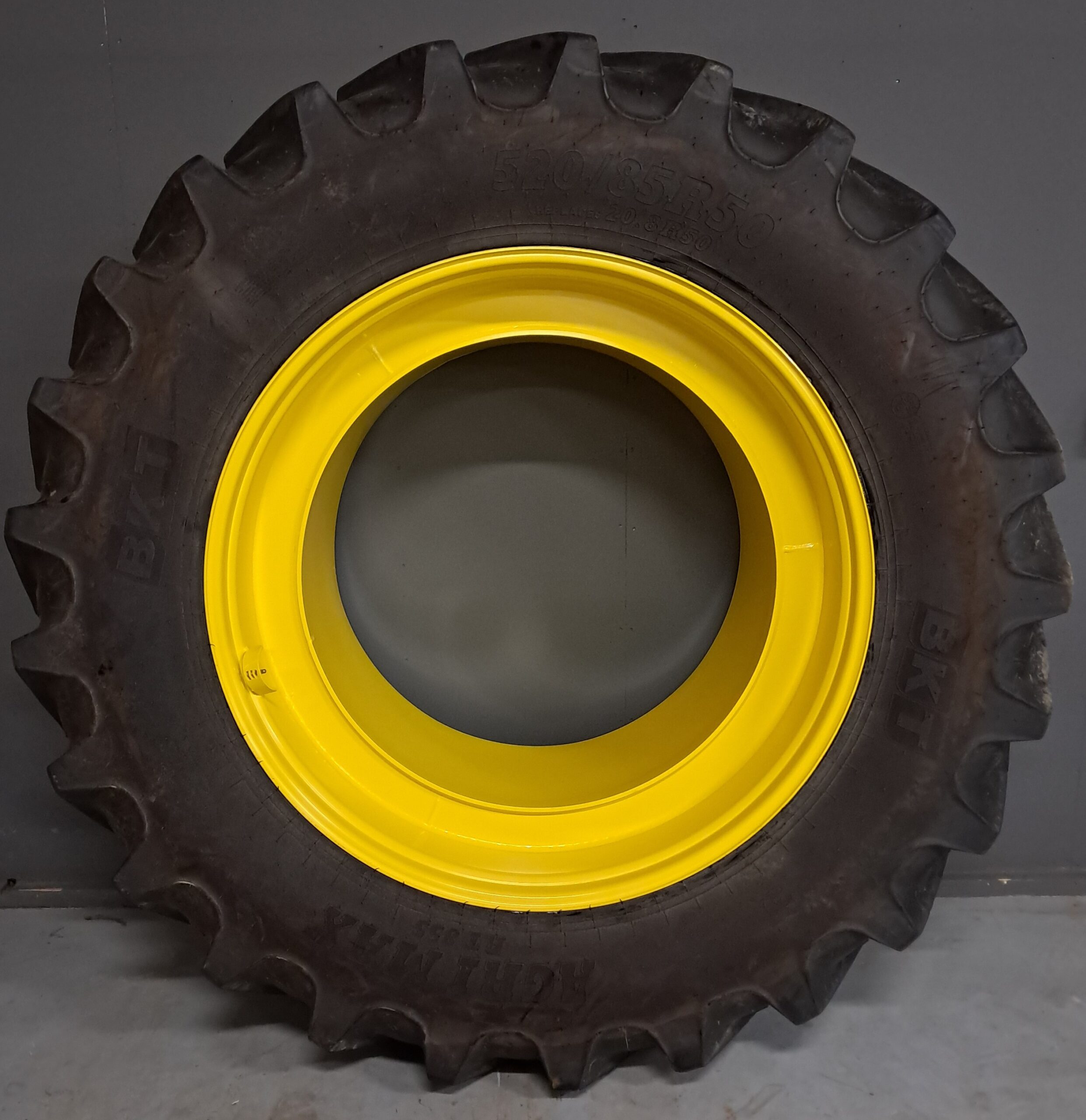 520/85R50 BKT 45mm 80% T138(2)
AP 16x50/42 335mm/12 låse/JD - Billede 5